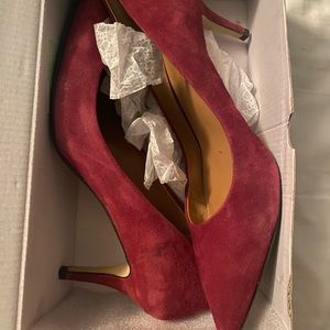 Banana Republic Kinsley Suede Heels 10 - EUC- sour cherry